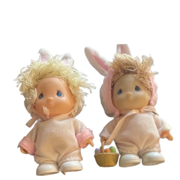 Vintage precious moments Easter bunny dolls - Picture 2 of 5